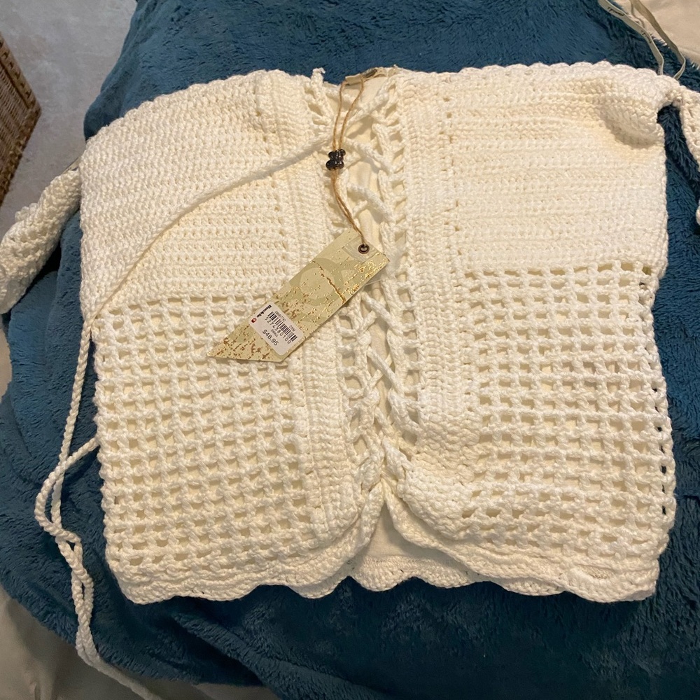 Cream crochet off shoulder top